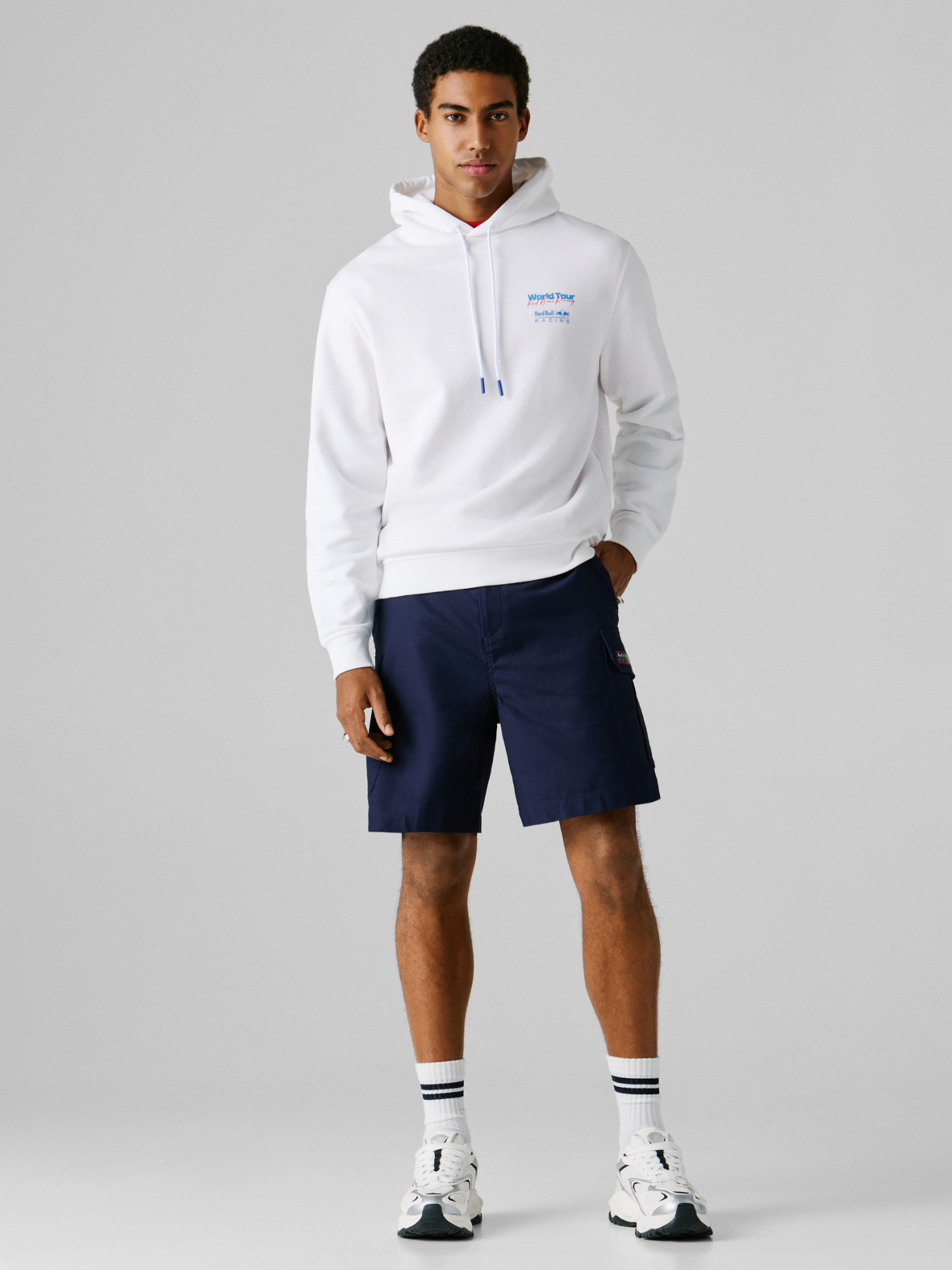 HOODIE WORLD TOUR - WHITE
