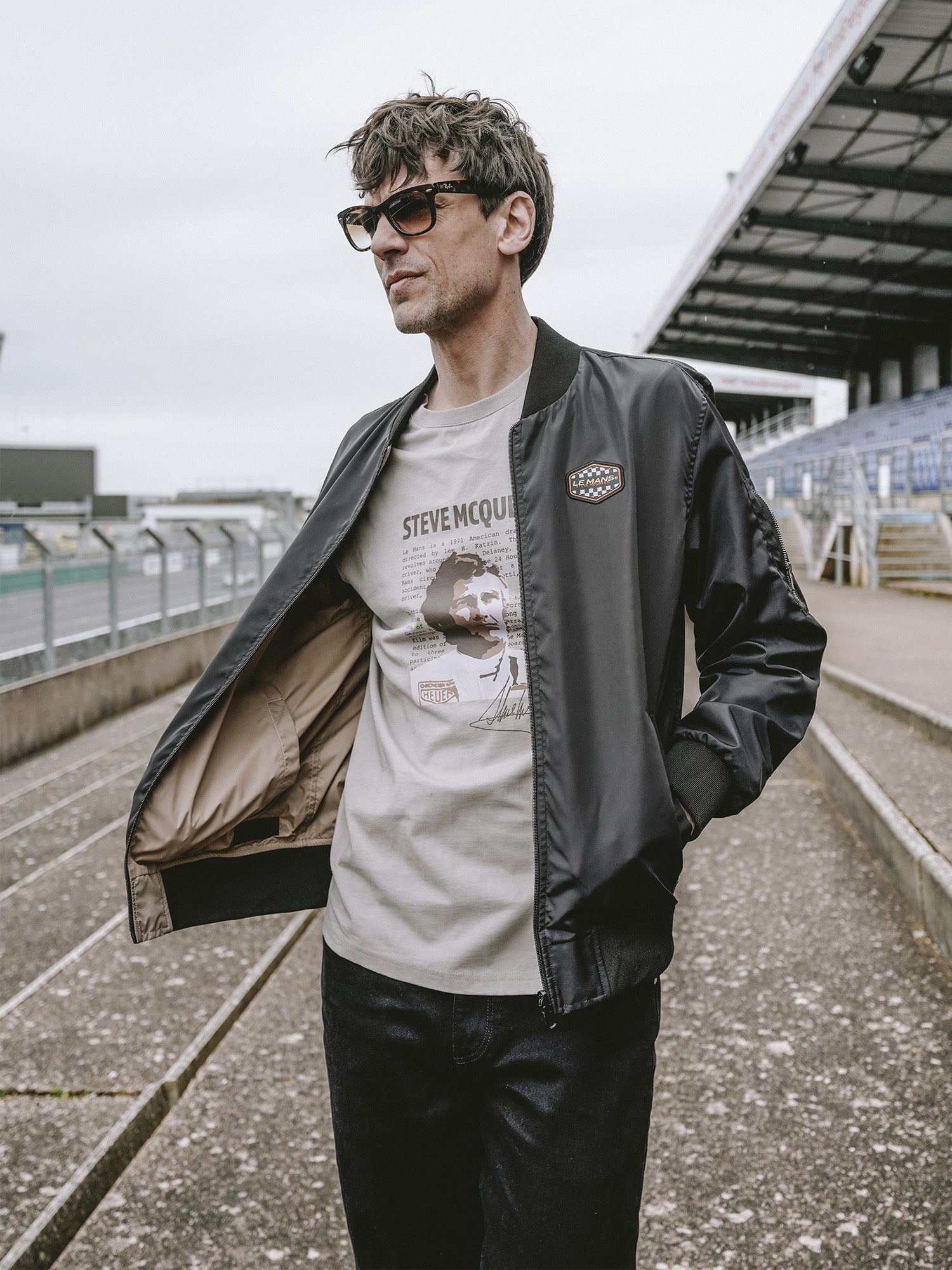 T-SHIRT MOVIE - CLAY