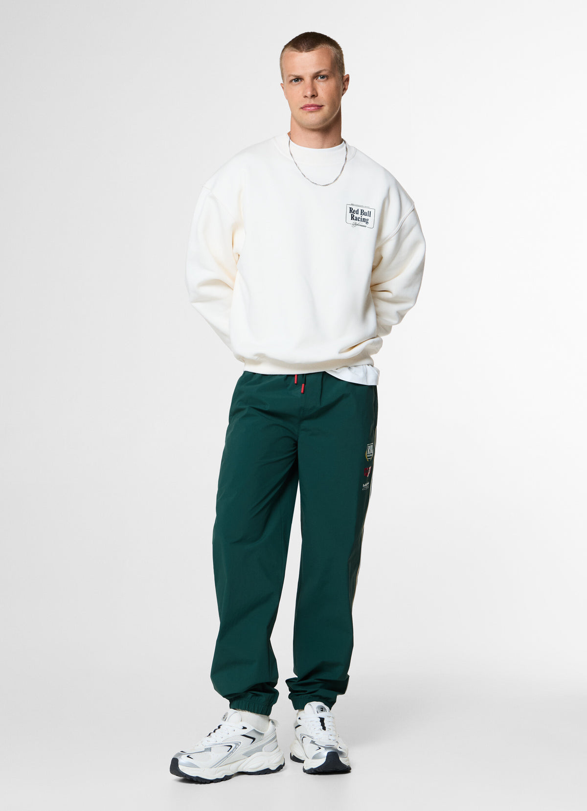 PERFORMANCE CREW - off white